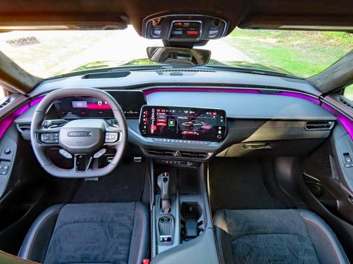 Diamond Black Crystal Pearlcoat 2024 Dodge Charger Daytona R/T Scat Pack