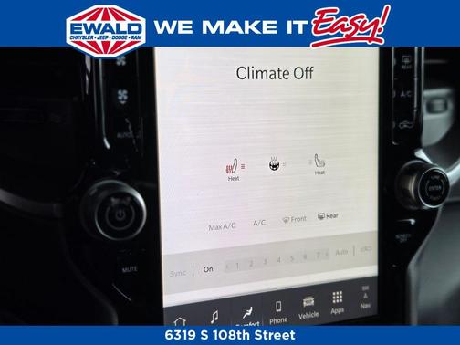Bright White Clearcoat 2026 RAM 2500 Big Horn Crew Cab 4x4 6'4' Box