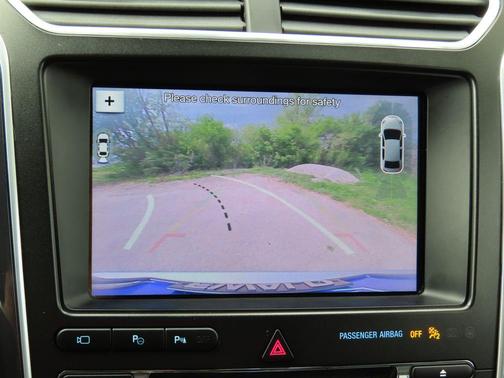 Ingot Silver Metallic 2017 Ford Explorer Platinum