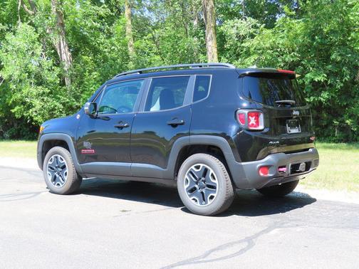 Black 2017 Jeep Renegade Trailhawk