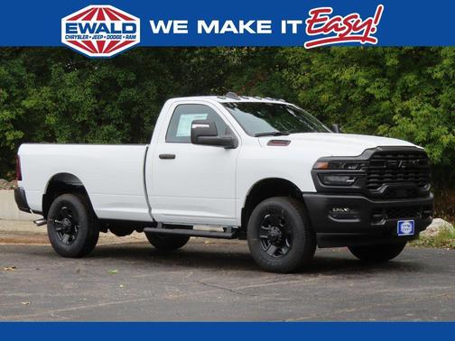 Bright White Clearcoat 2026 RAM 3500 Tradesman Regular Cab 4x4 8' Box