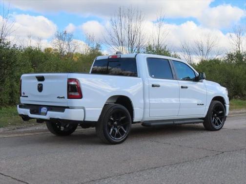2023 RAM 1500 Laramie Crew Cab 4x4 57' Box