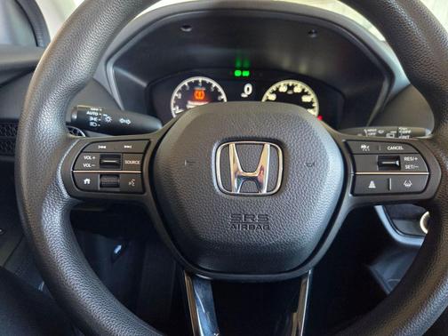 Crystal Black Pearl 2024 Honda HR-V LX