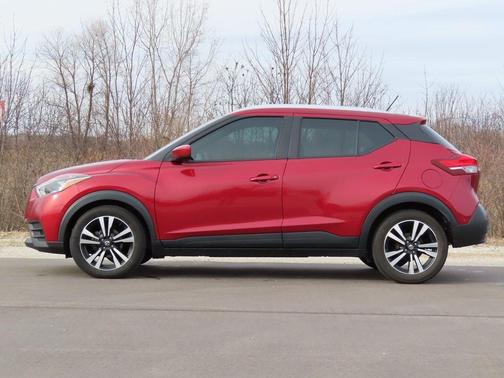 2020 Nissan Kicks SV