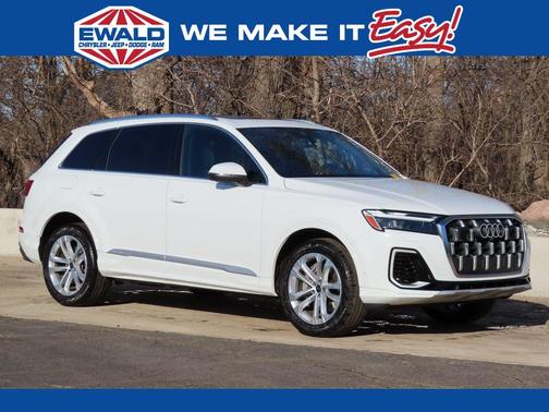2025 Audi Q7 55 Premium Plus