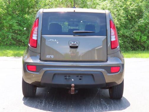 Moss Metallic 2013 Kia Soul +