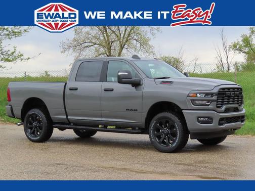 Ceramic Gray Clearcoat 2026 RAM 2500 Big Horn Crew Cab 4x4 6'4' Box