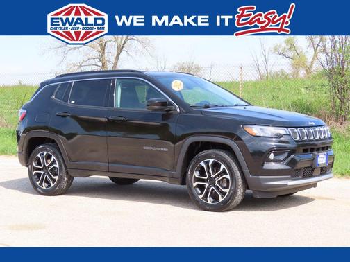 Diamond Black Crystal Pearlcoat 2022 Jeep Compass Limited