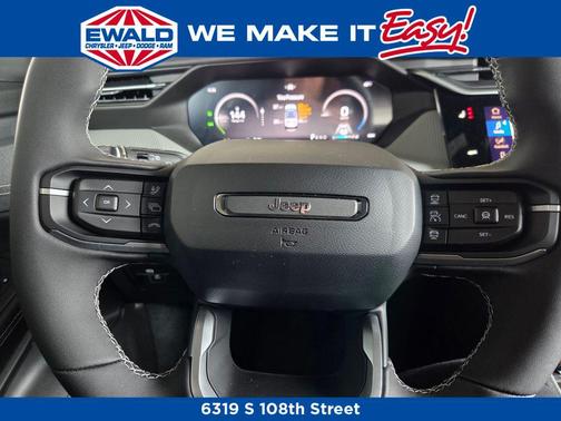 Bright White Clearcoat 2026 Jeep Cherokee Laredo 4x4