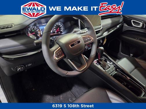 Bright White Clearcoat 2026 Jeep Compass Latitude
