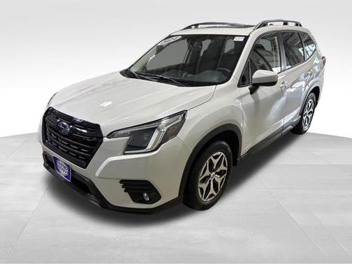 Crystal White Pearl 2024 Subaru Forester Premium