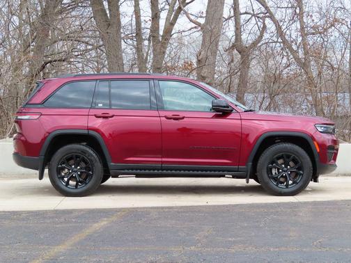 2024 Jeep Grand Cherokee Altitude