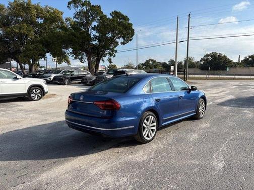 2017 Volkswagen Passat 1.8T SEL Premium