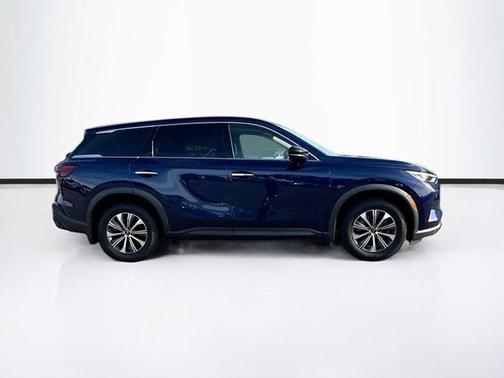 2023 INFINITI QX60 Pure