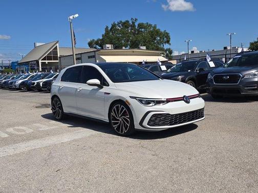 2022 Volkswagen Golf GTI 2.0T Autobahn