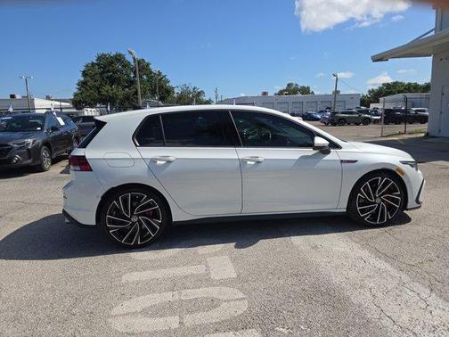 2022 Volkswagen Golf GTI 2.0T Autobahn