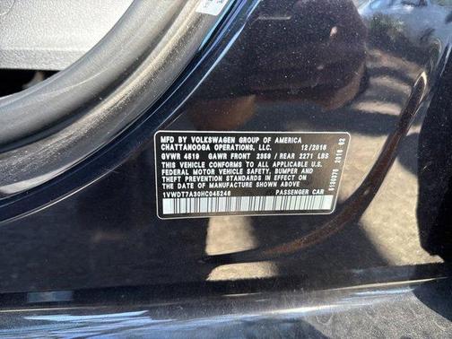 2017 Volkswagen Passat 1.8T R-Line