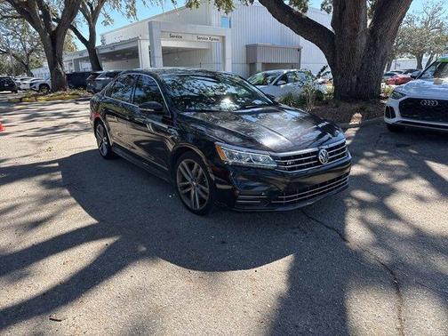 2017 Volkswagen Passat 1.8T R-Line