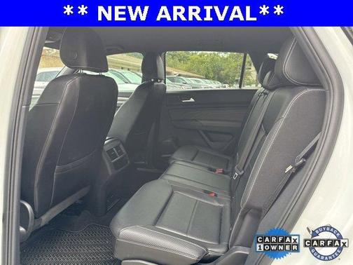 2022 Volkswagen Atlas Cross Sport 2.0T SE w/Technology