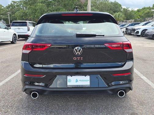 2025 Volkswagen Golf GTI 2.0T SE