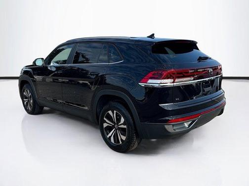 2026 Volkswagen Atlas Cross Sport 2.0T SE