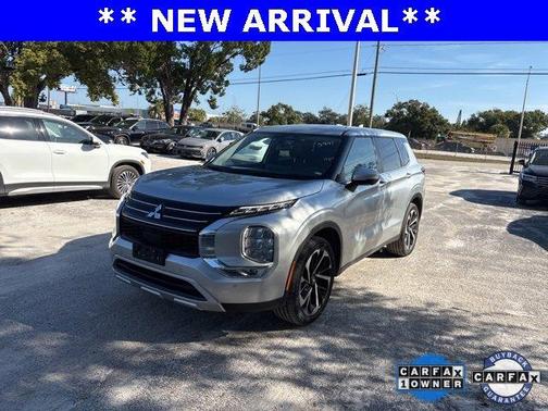 2024 Mitsubishi Outlander SE Black Edition