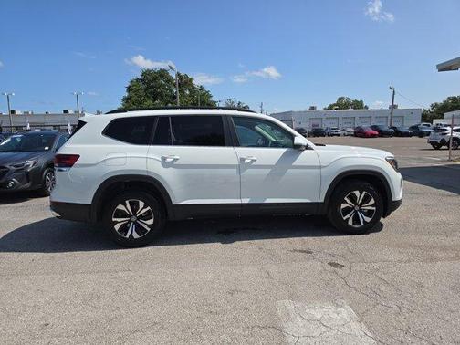 2025 Volkswagen Atlas 2.0T SE