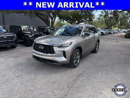 2022 INFINITI QX60 Luxe