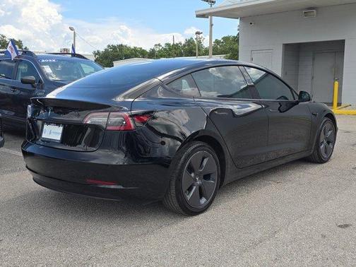 2022 Tesla Model 3 Base