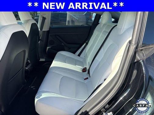 2022 Tesla Model 3 Base