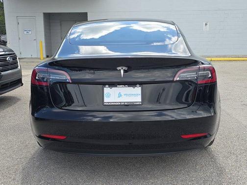 2022 Tesla Model 3 Base
