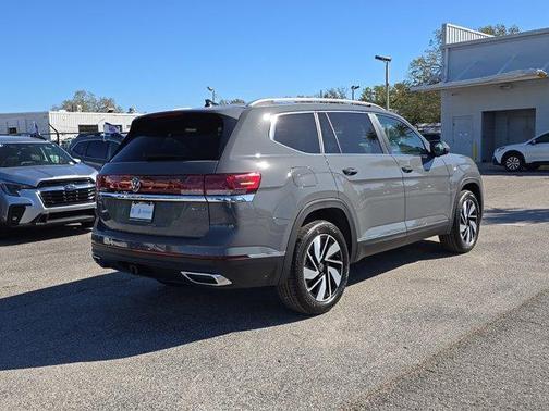 2025 Volkswagen Atlas 2.0T SEL