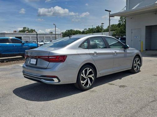 2025 Volkswagen Jetta 1.5T SEL