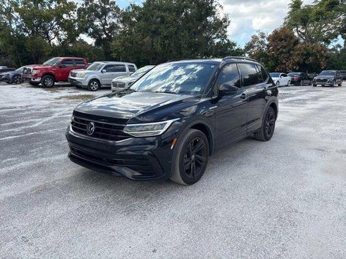 2024 Volkswagen Tiguan 2.0T SE R-Line Black