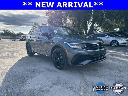 2023 Volkswagen Tiguan 2.0T SE R-Line Black