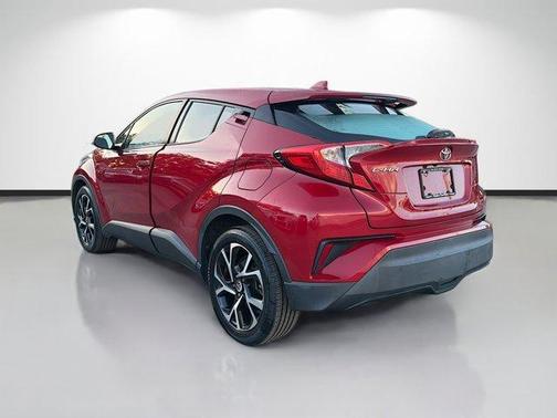 Red 2021 Toyota C-HR XLE