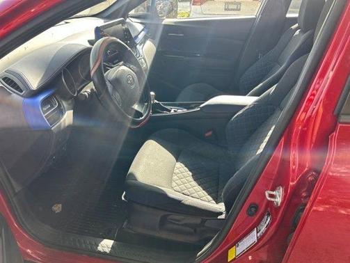 Red 2021 Toyota C-HR XLE