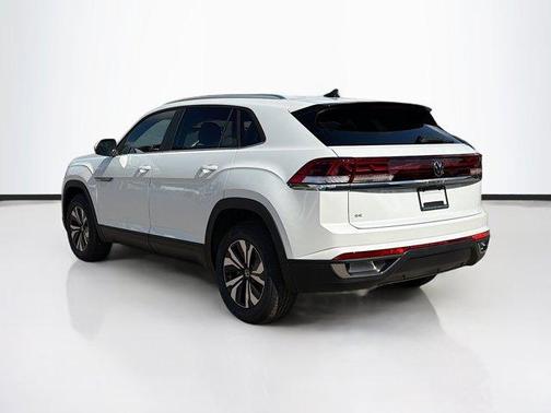 2026 Volkswagen Atlas Cross Sport 2.0T SE