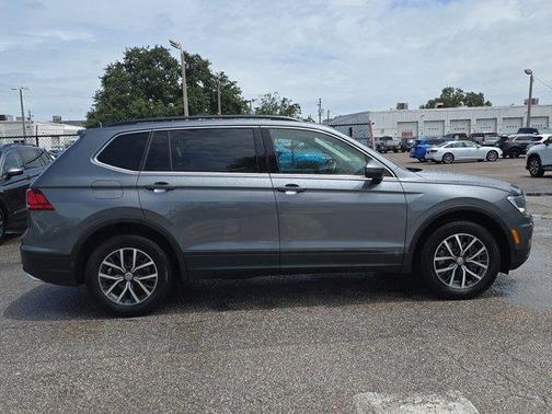 2019 Volkswagen Tiguan 2.0T SE