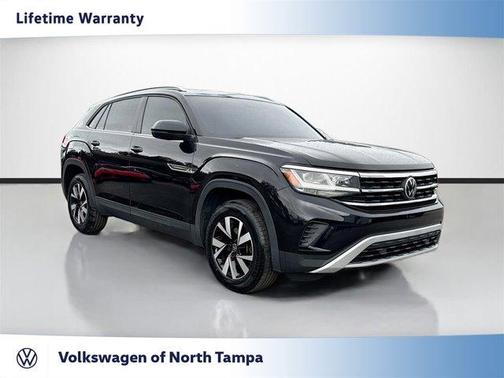 Deep Black Pearl Effect 2020 Volkswagen Atlas Cross Sport 2.0T SE
