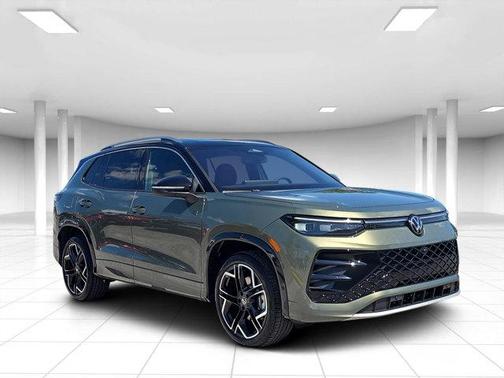 2025 Volkswagen Tiguan 2.0T SEL R-Line