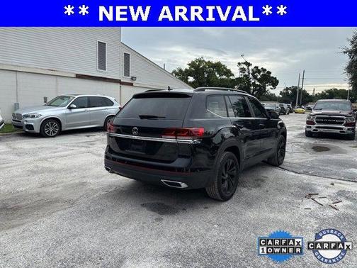 2022 Volkswagen Atlas 2.0T SE w/Technology