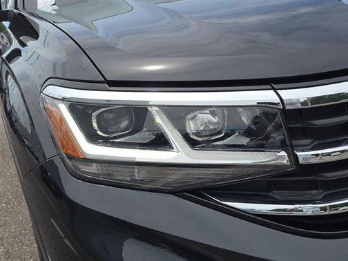 2022 Volkswagen Atlas 2.0T SE w/Technology