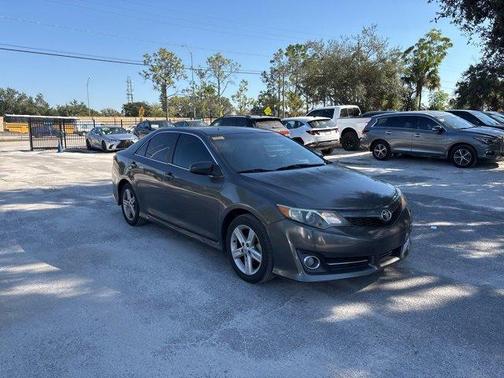 2013 Toyota Camry SE