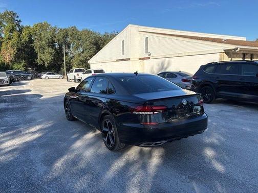 2020 Volkswagen Passat 2.0T R-Line