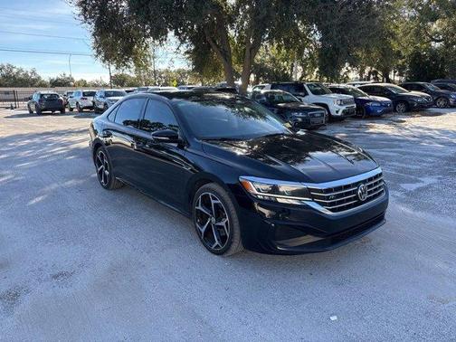 2020 Volkswagen Passat 2.0T R-Line