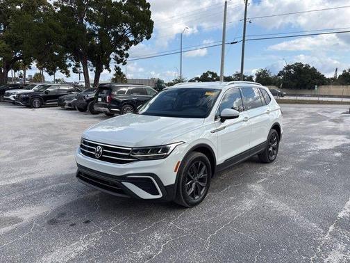 2022 Volkswagen Tiguan 2.0T SE