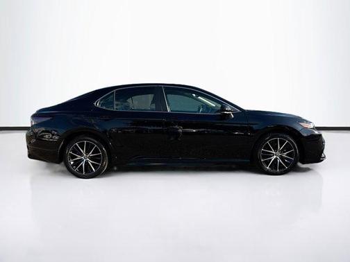 2023 Toyota Camry SE Nightshade