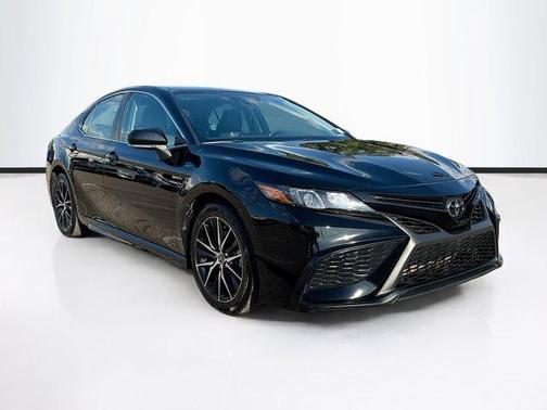 2023 Toyota Camry SE Nightshade