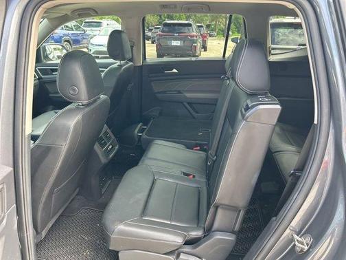 Platinum Gray Metallic 2023 Volkswagen Atlas 3.6L SEL